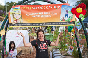 Edible gardens guru hosts first workshops at permaculture home