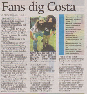 Fans dig Costa
